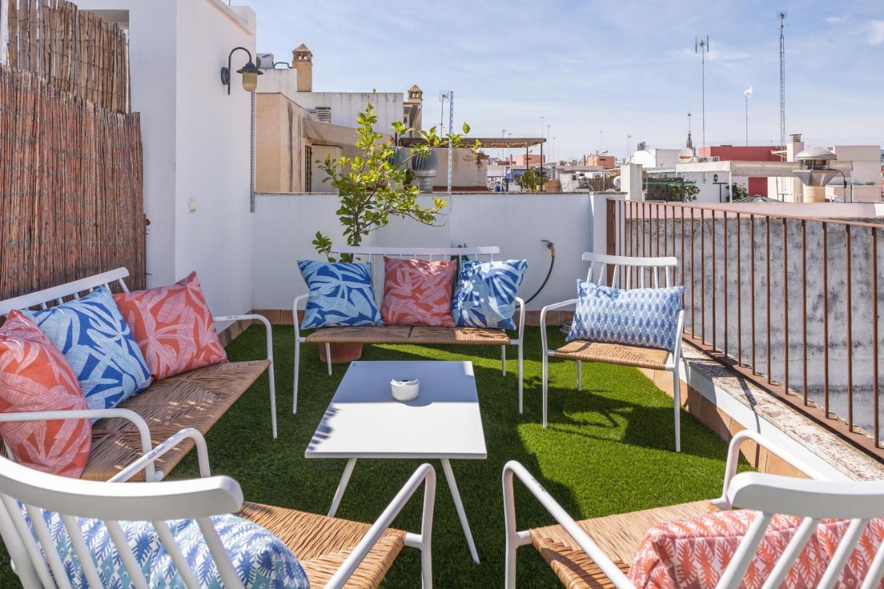 Tentudia Charming Apartments With Private Roof-Top Or Patio In San Bernardo By Ocityzen Sevilla Exteriör bild