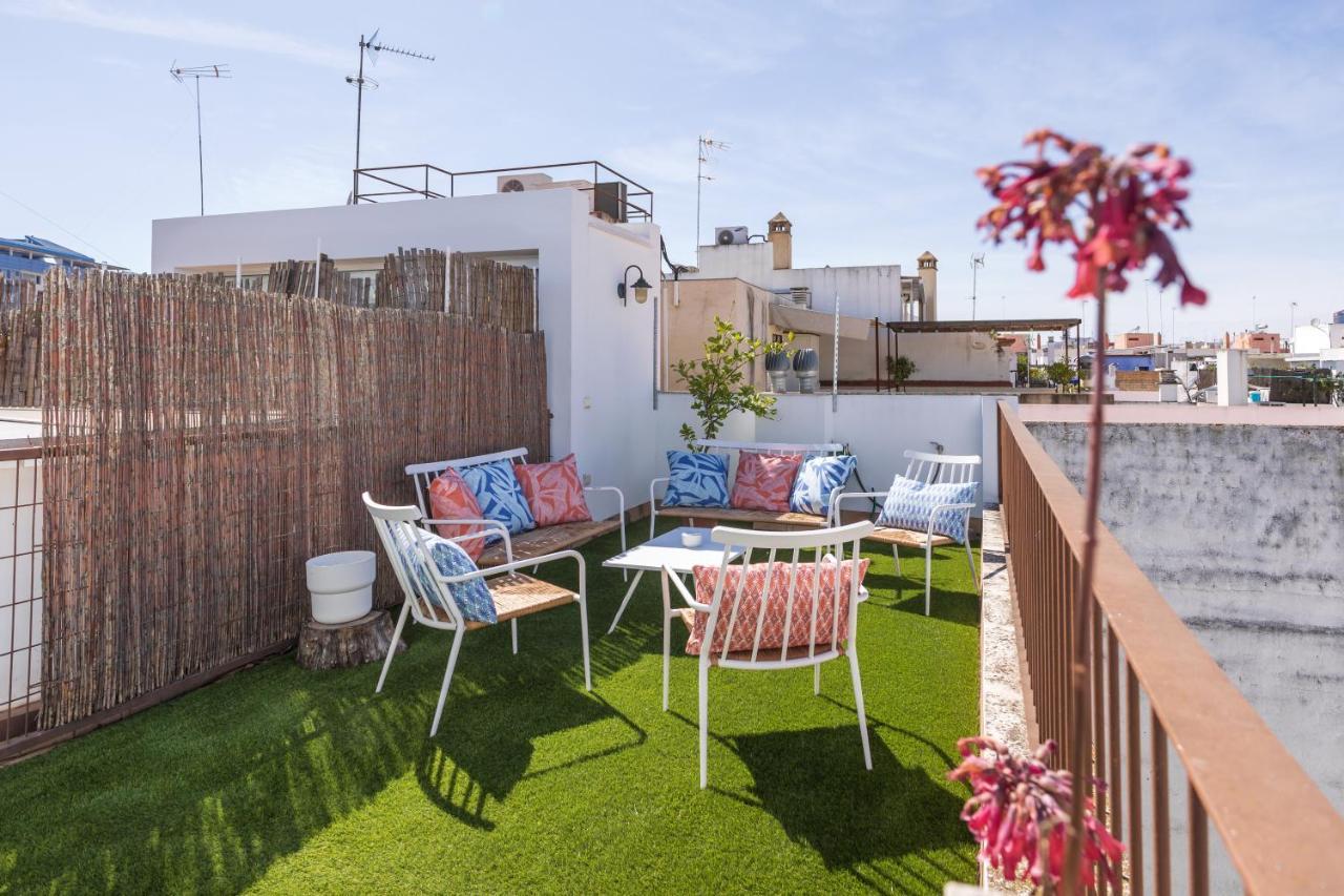 Tentudia Charming Apartments With Private Roof-Top Or Patio In San Bernardo By Ocityzen Sevilla Exteriör bild