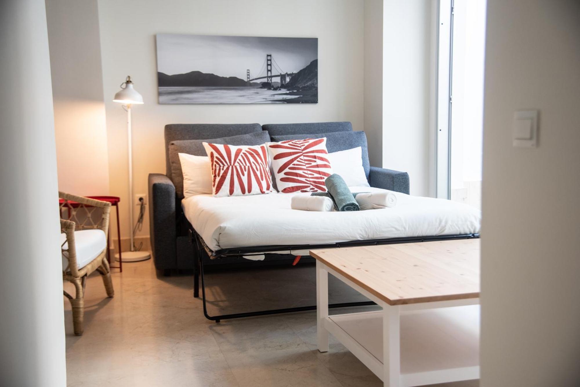 Tentudia Charming Apartments With Private Roof-Top Or Patio In San Bernardo By Ocityzen Sevilla Exteriör bild