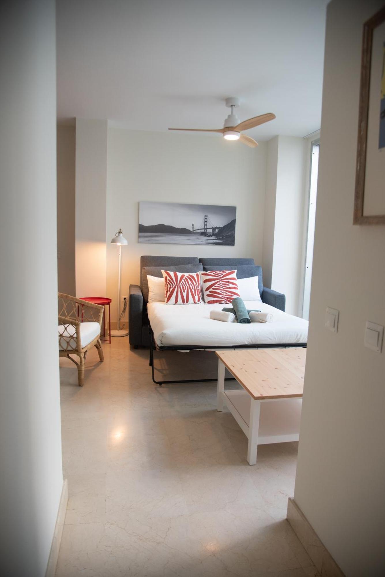 Tentudia Charming Apartments With Private Roof-Top Or Patio In San Bernardo By Ocityzen Sevilla Exteriör bild