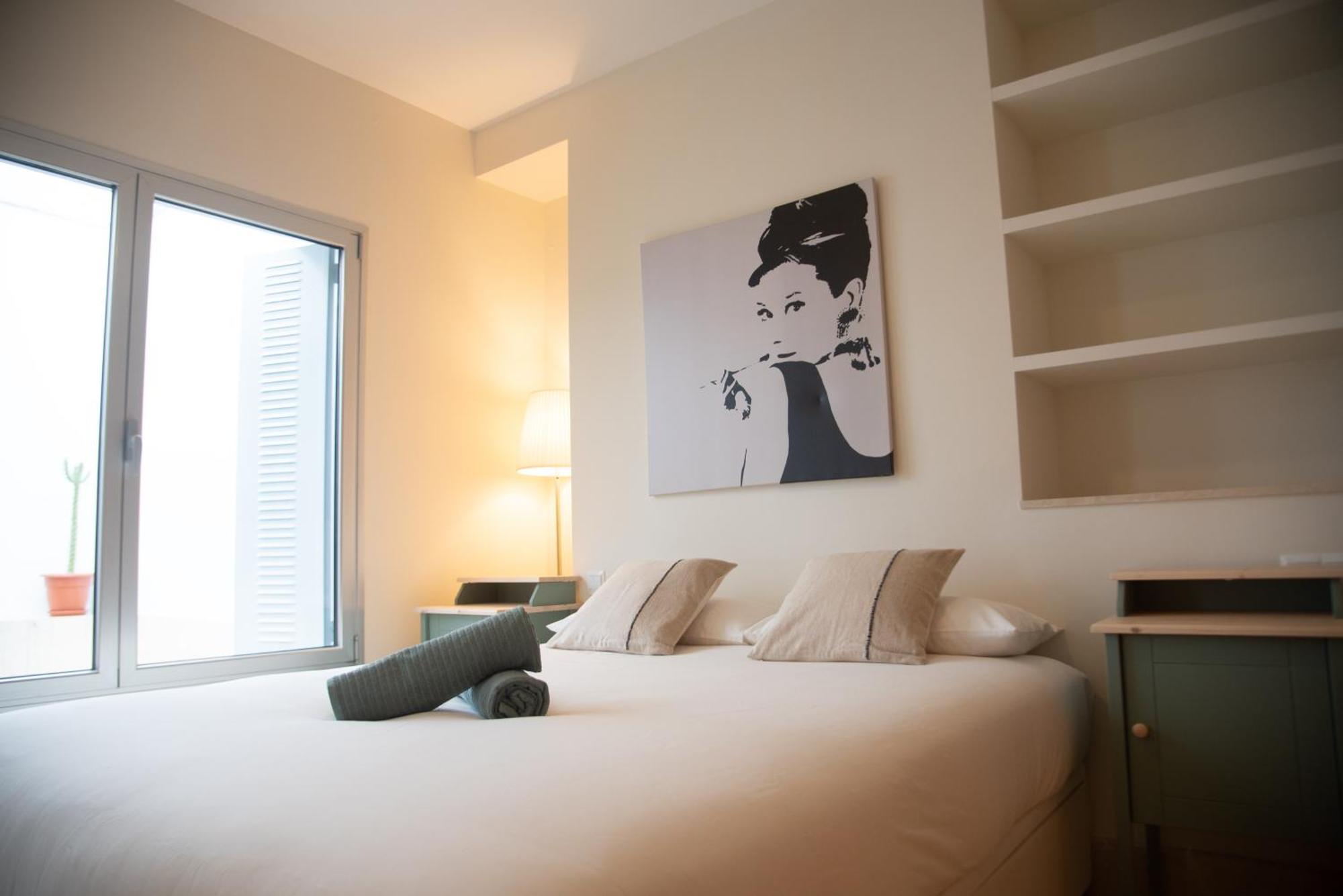Tentudia Charming Apartments With Private Roof-Top Or Patio In San Bernardo By Ocityzen Sevilla Exteriör bild