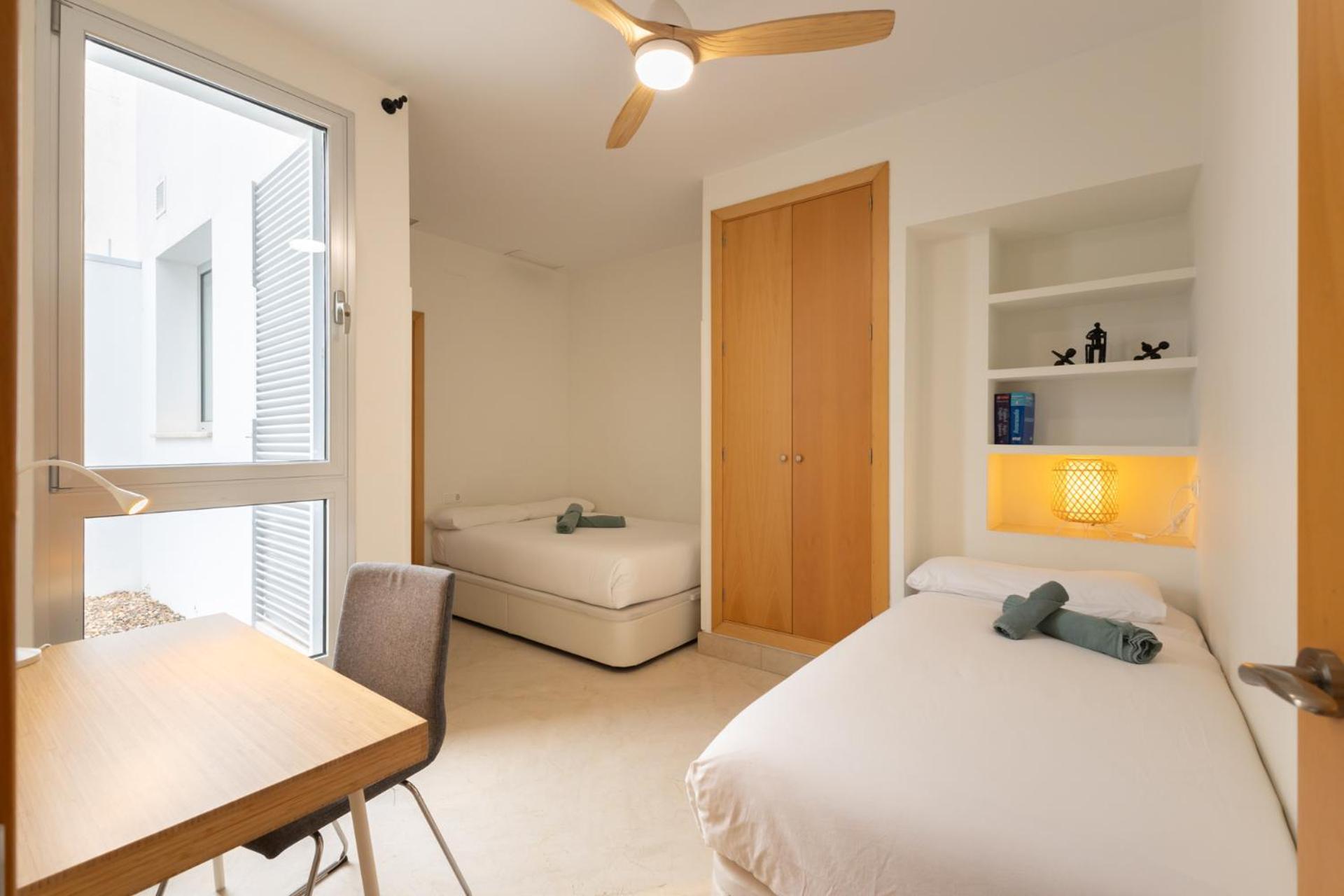 Tentudia Charming Apartments With Private Roof-Top Or Patio In San Bernardo By Ocityzen Sevilla Exteriör bild