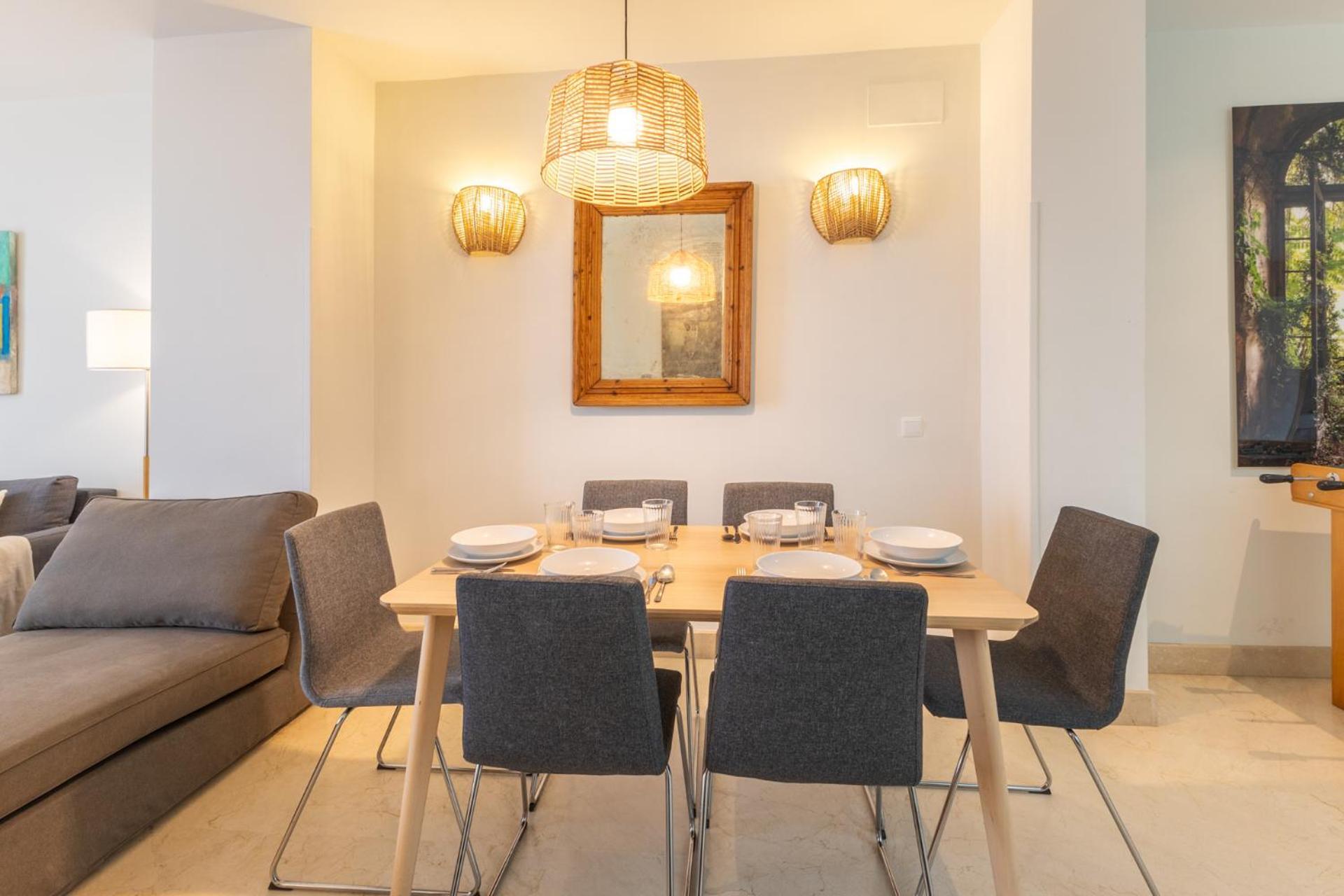 Tentudia Charming Apartments With Private Roof-Top Or Patio In San Bernardo By Ocityzen Sevilla Exteriör bild