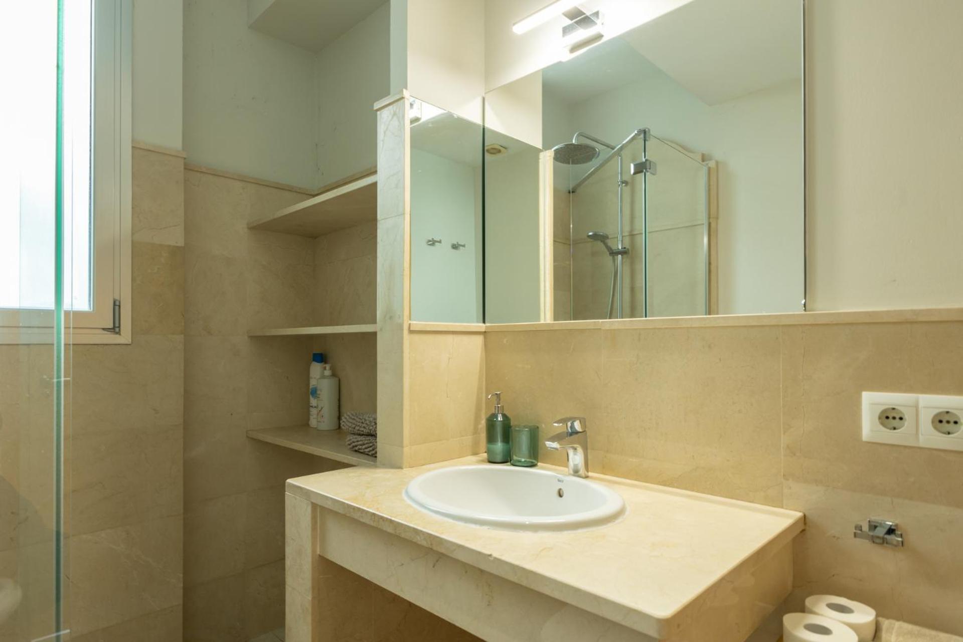 Tentudia Charming Apartments With Private Roof-Top Or Patio In San Bernardo By Ocityzen Sevilla Exteriör bild