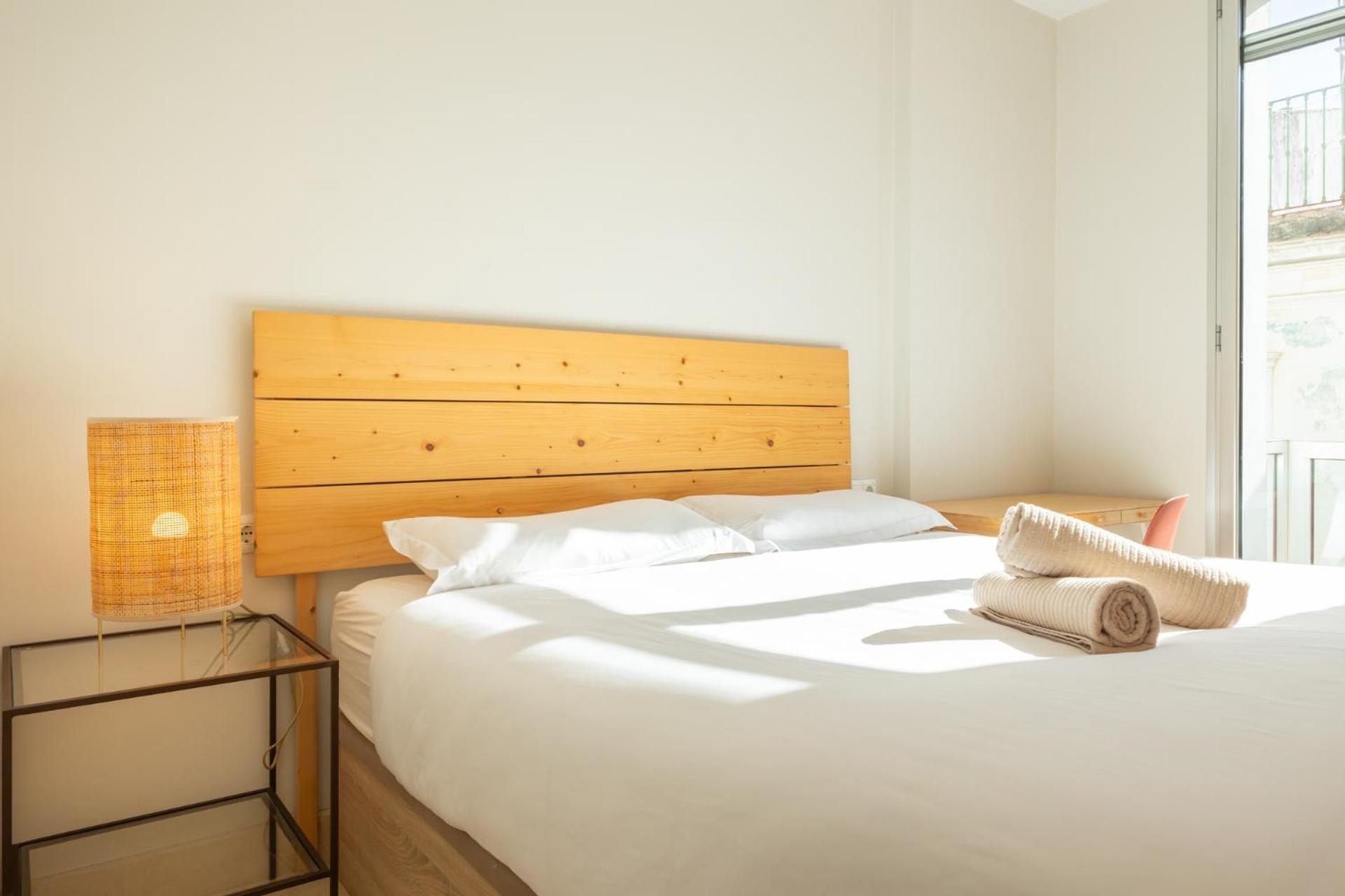 Tentudia Charming Apartments With Private Roof-Top Or Patio In San Bernardo By Ocityzen Sevilla Exteriör bild